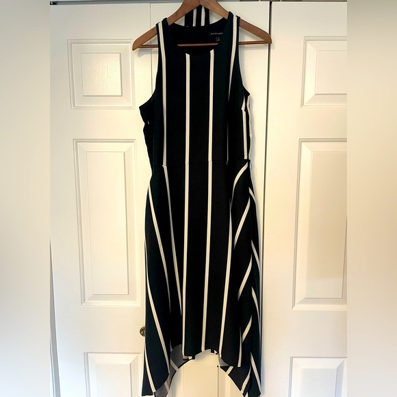 Dresses & Skirts - Banana Republic Dress